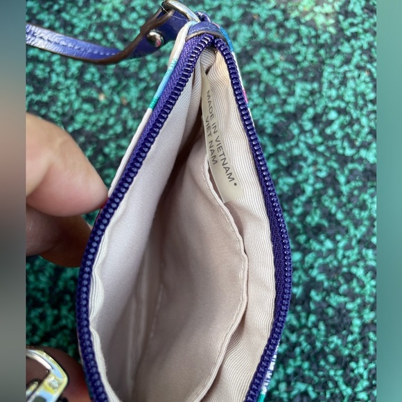 Coach Wristlet ,Coach Vibrant Patterned Wristlet,Coach Wallet. - Picture 3 of 10